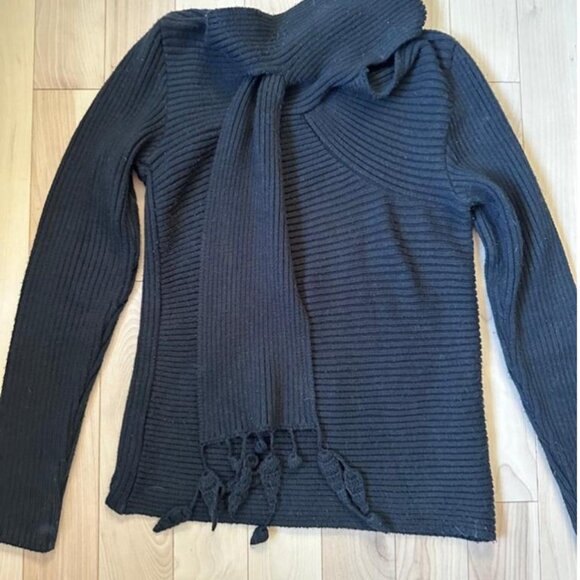 Incredible black ribbed knit sweater by Tricotto - Picture 3 of 8